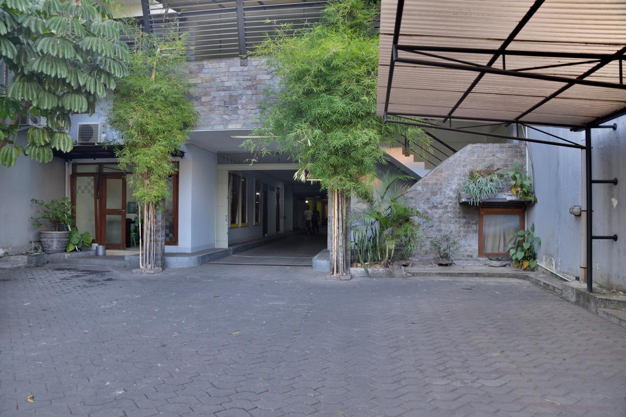 Zen Rooms Cipedes Tengah Bandung Ngoại thất bức ảnh