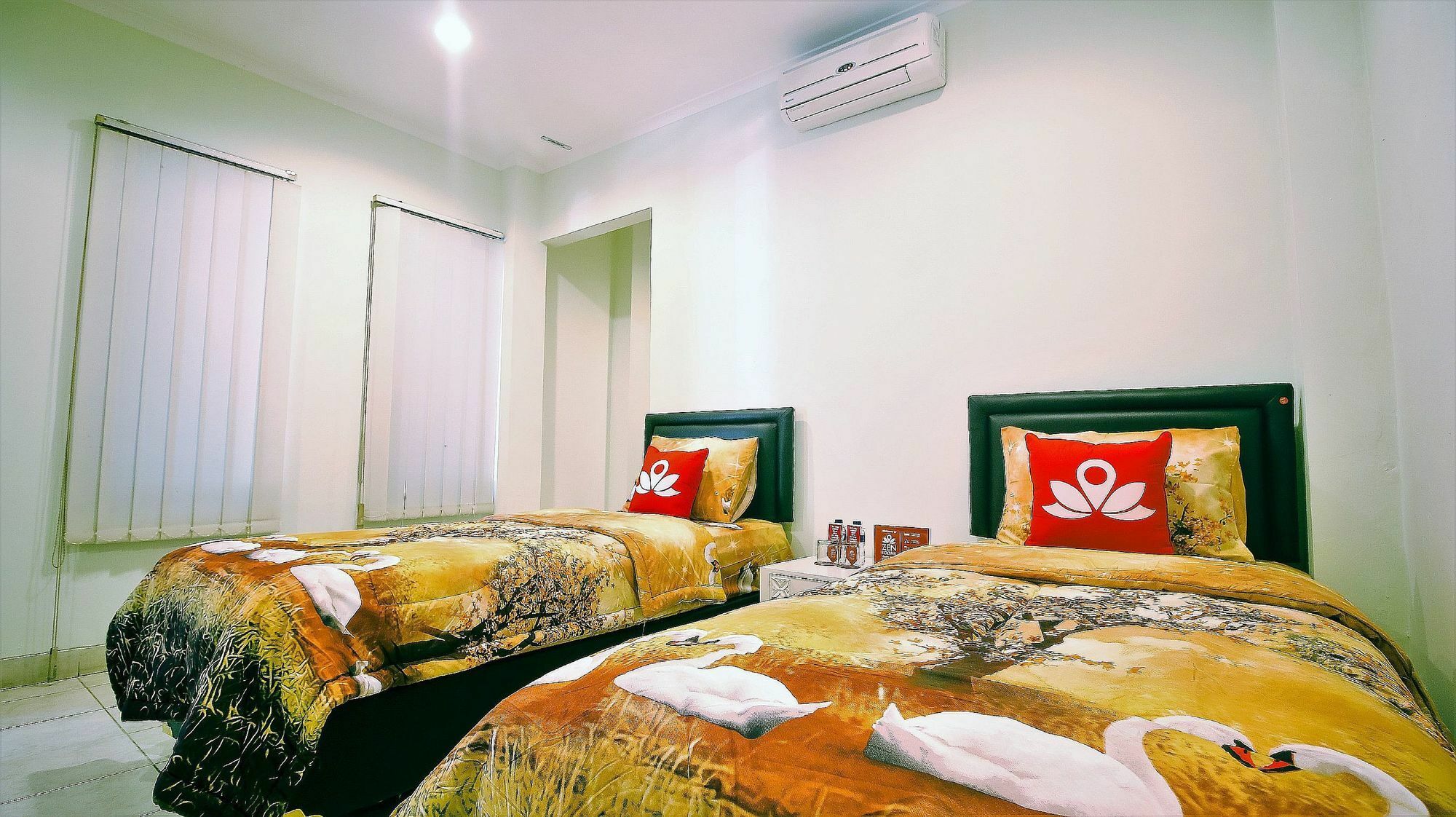 Zen Rooms Cipedes Tengah Bandung Ngoại thất bức ảnh